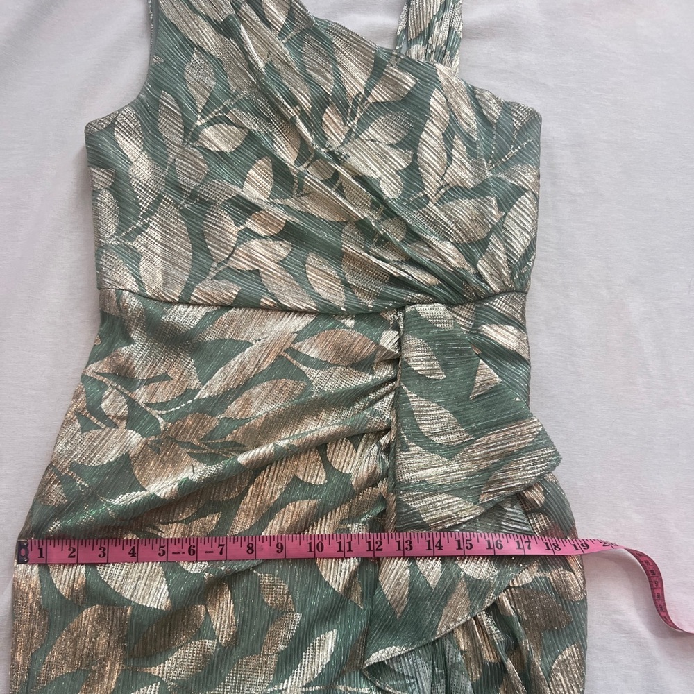 Adrianna Papell One Shoulder Dress in Green and Gold - Picture 5 of 7